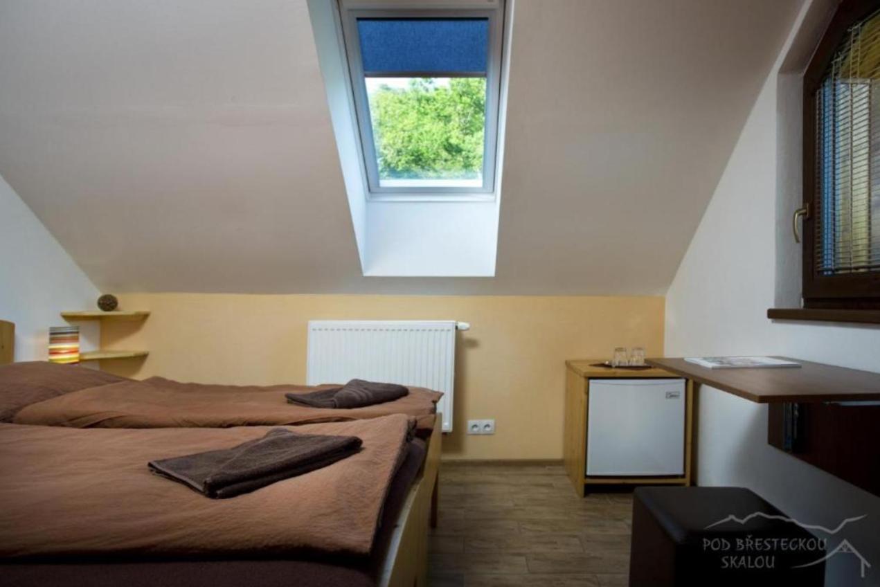 Pod Bresteckou Skalou Břestek Exterior foto