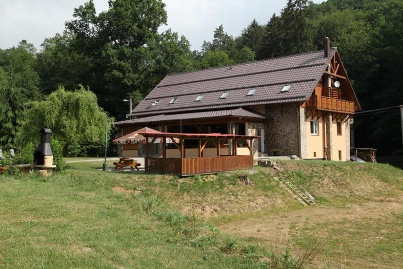Pod Bresteckou Skalou Břestek Exterior foto