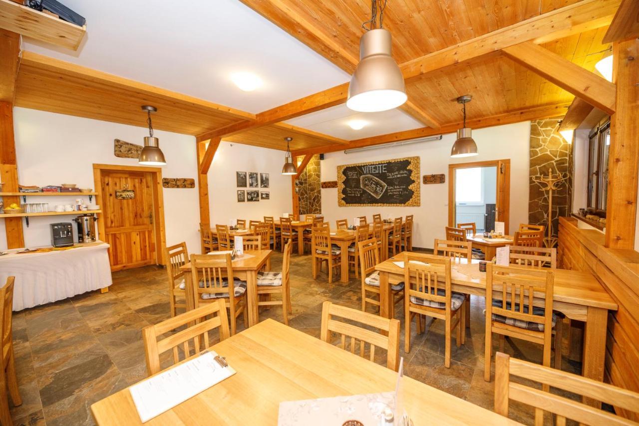 Pod Bresteckou Skalou Břestek Exterior foto